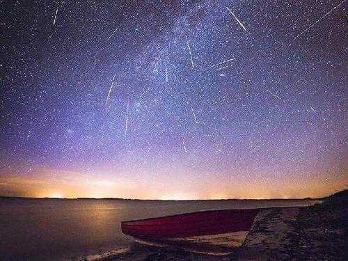 流星雨对土壤（流星雨对地球的危害）